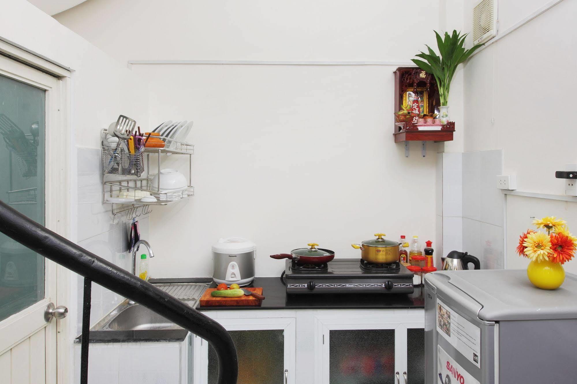 Dream Station - Saigon Hostel ホーチミン市 エクステリア 写真