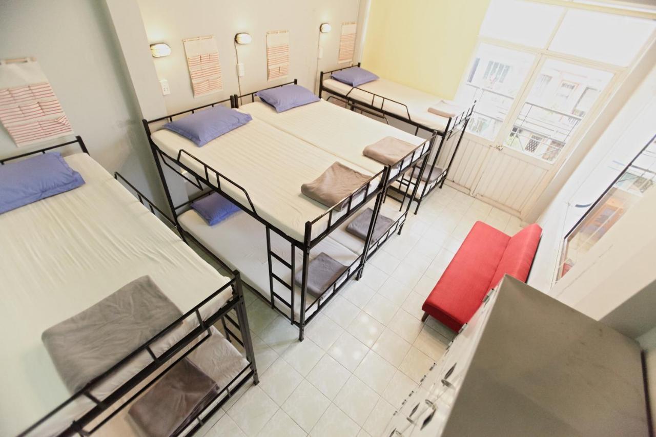 Dream Station - Saigon Hostel ホーチミン市 エクステリア 写真
