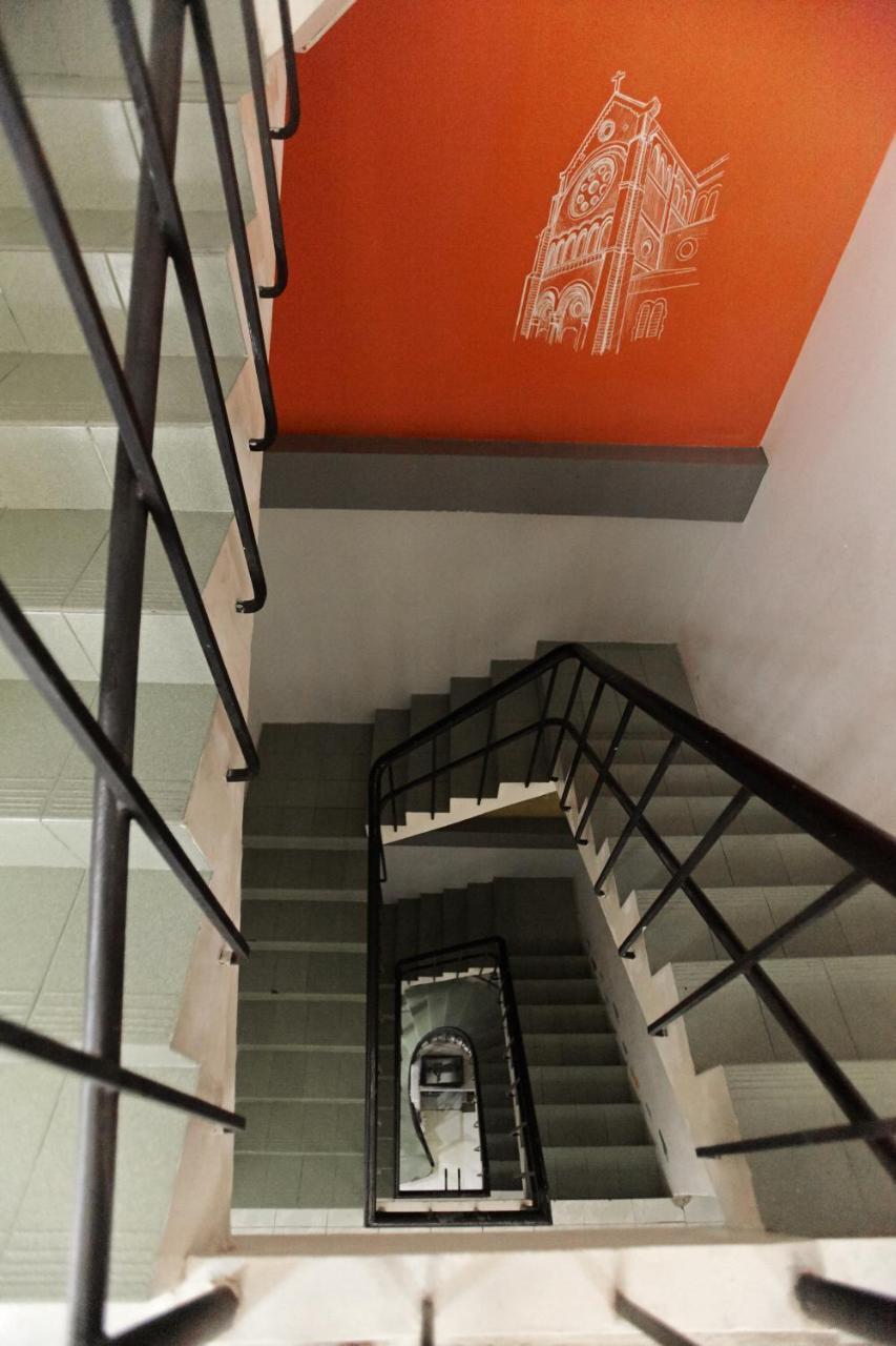 Dream Station - Saigon Hostel ホーチミン市 エクステリア 写真