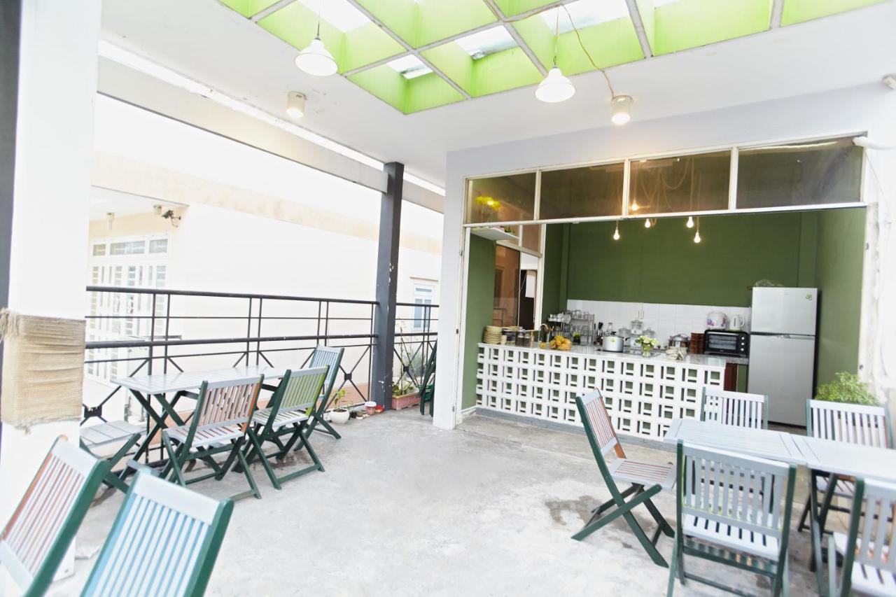 Dream Station - Saigon Hostel ホーチミン市 エクステリア 写真