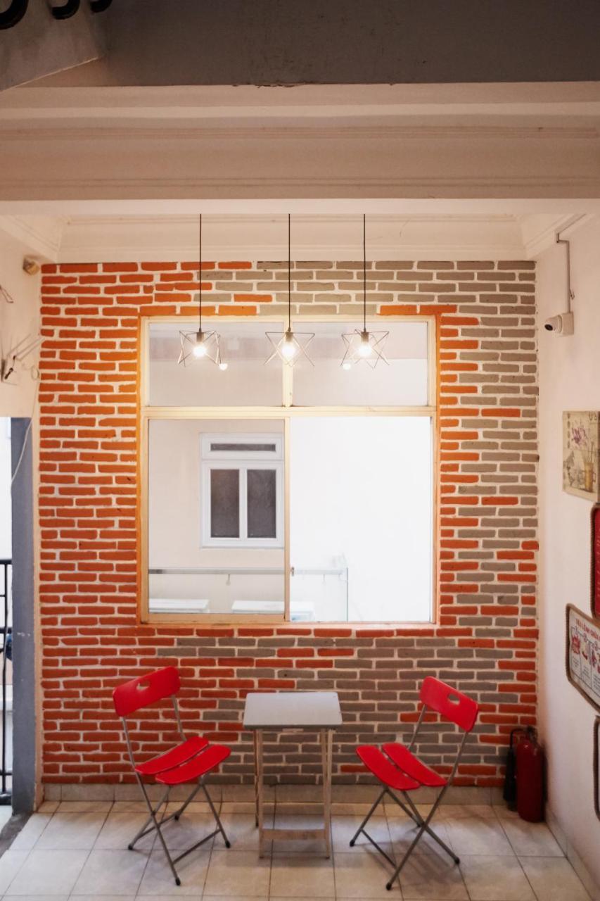 Dream Station - Saigon Hostel ホーチミン市 エクステリア 写真